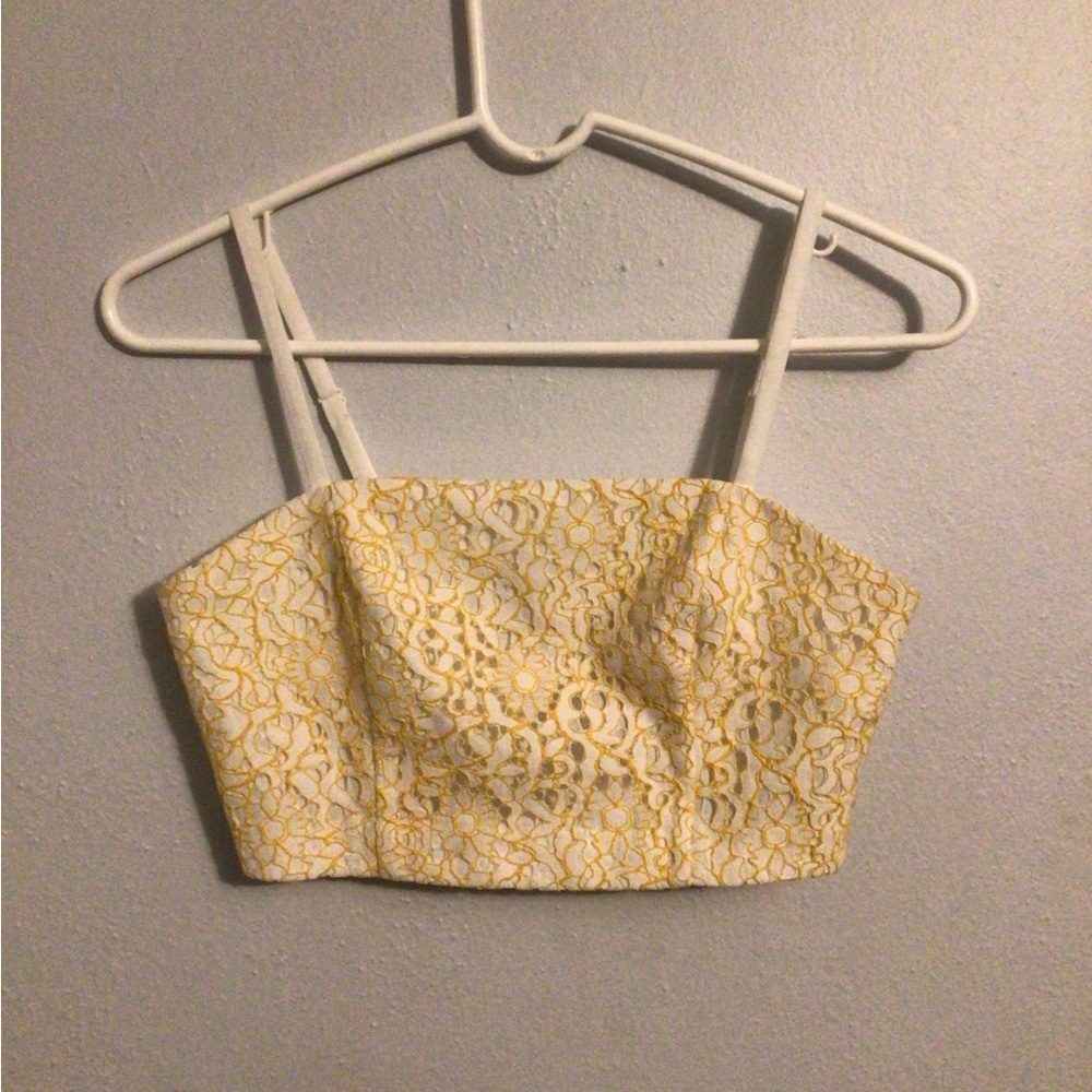 Jaspal NWT Woman’s White & Gold Embroidered Bustier Crop Top. Size Small.